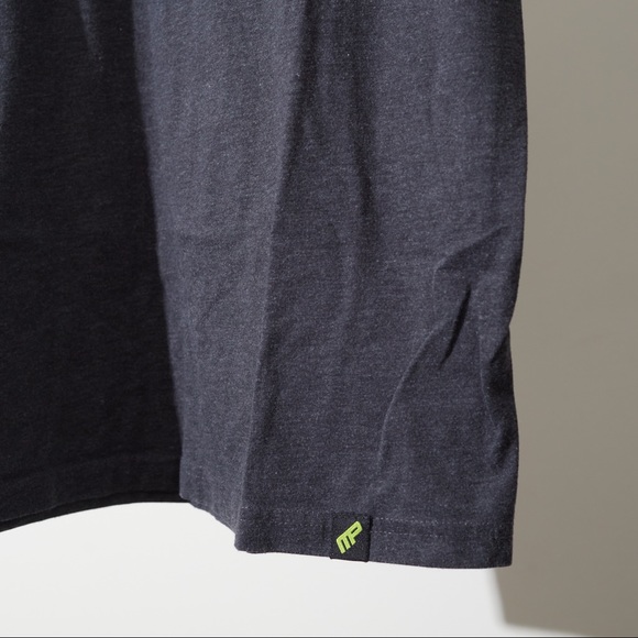 Muscle Pharm Grey T-shirt - Picture 4 of 5